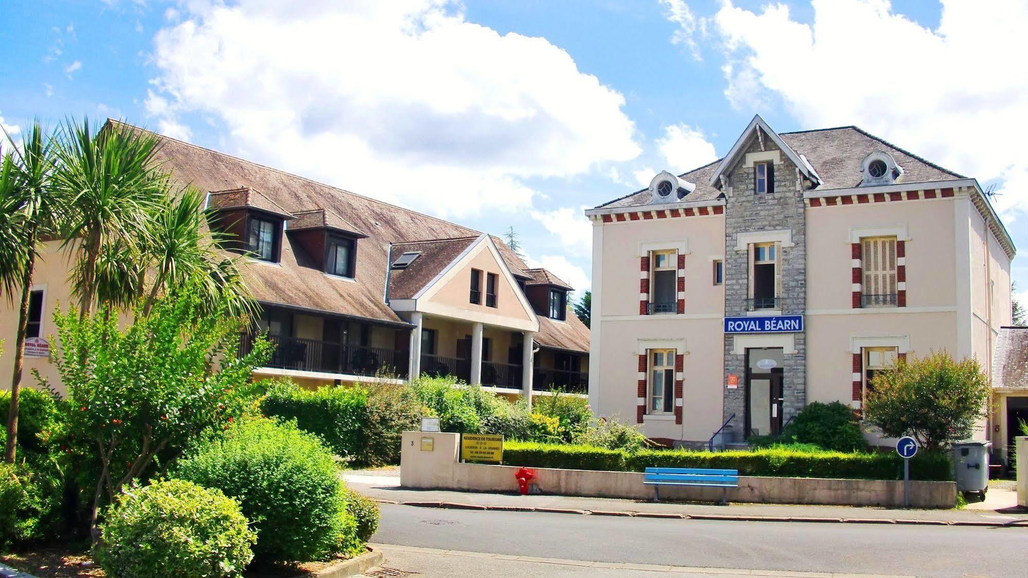 Residence Royal Bearn Salies-de-Béarn Exterior foto