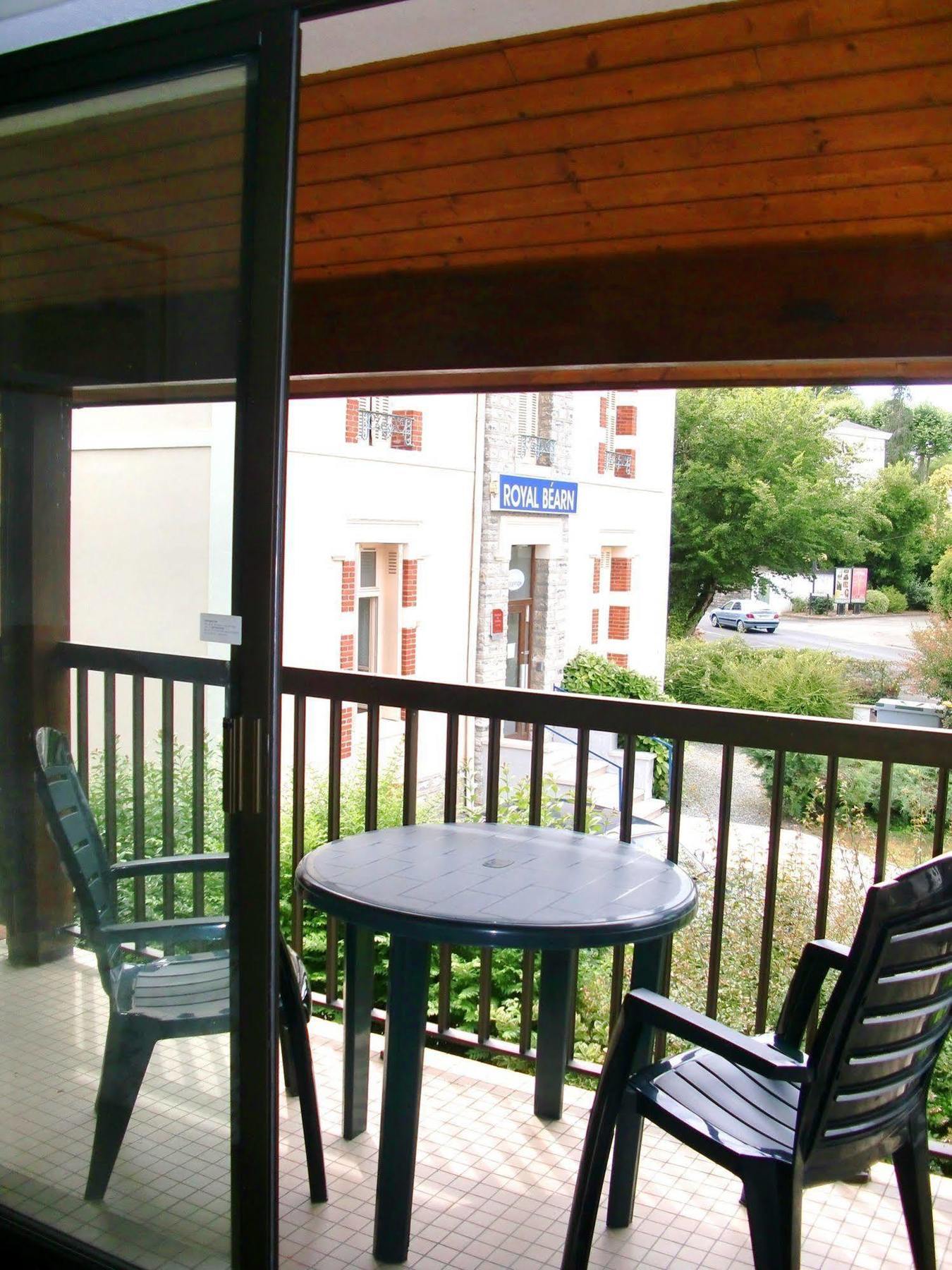 Residence Royal Bearn Salies-de-Béarn Exterior foto
